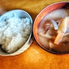 朝ごはんは豚汁で