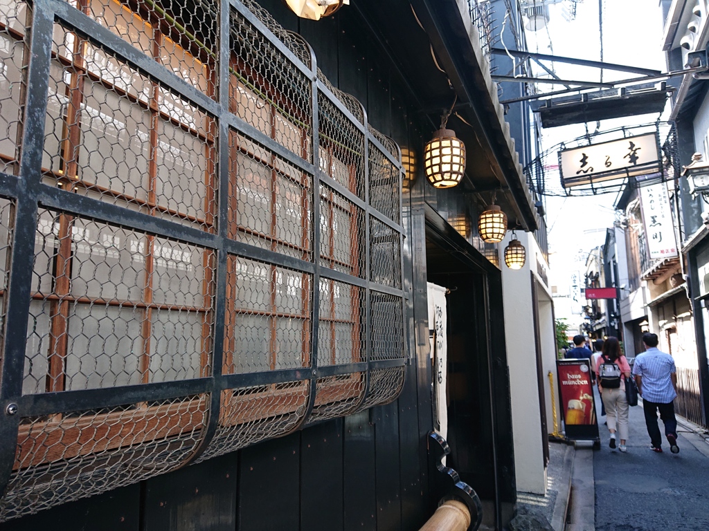 昼の先斗町