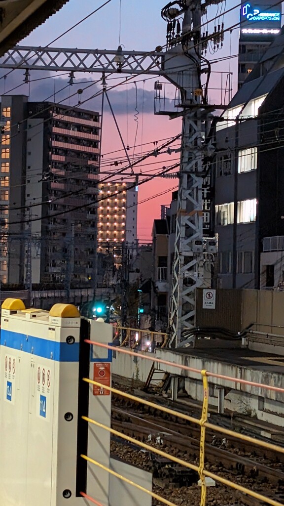 神戸駅から