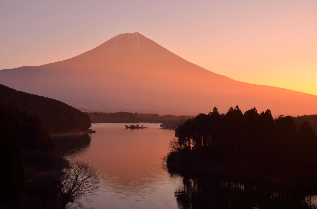 朝陽の富士