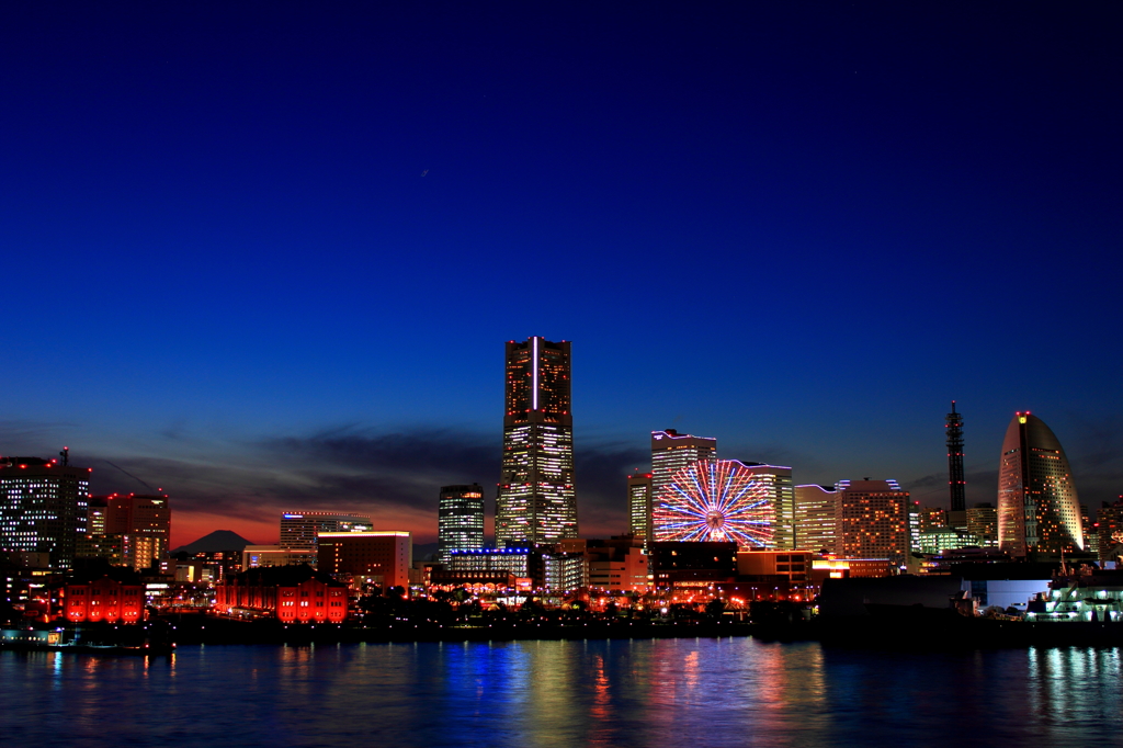 The Yokohama night view 1