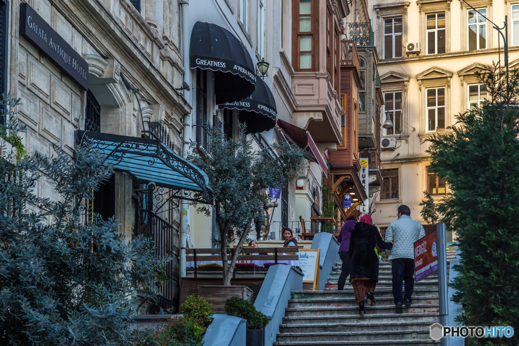 階段坂の小さなカフェ