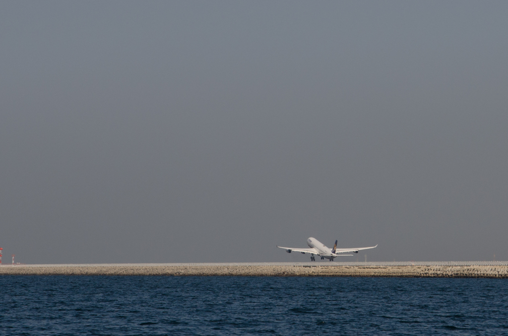 Lufthansa　A340