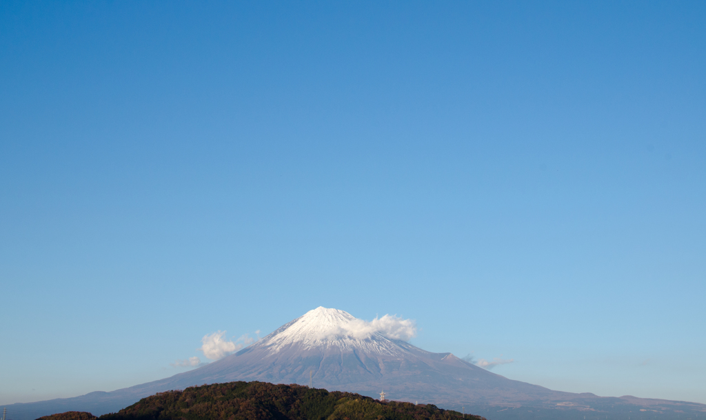 青い空と霊峰
