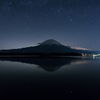 星空と富士山