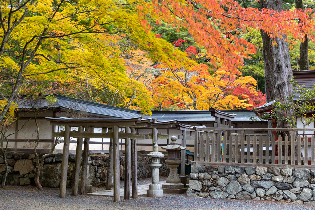 三宝荒神社