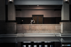 吹き抜けの向こう