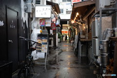 大須　雨