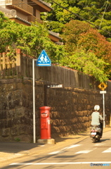 ポストのある風景