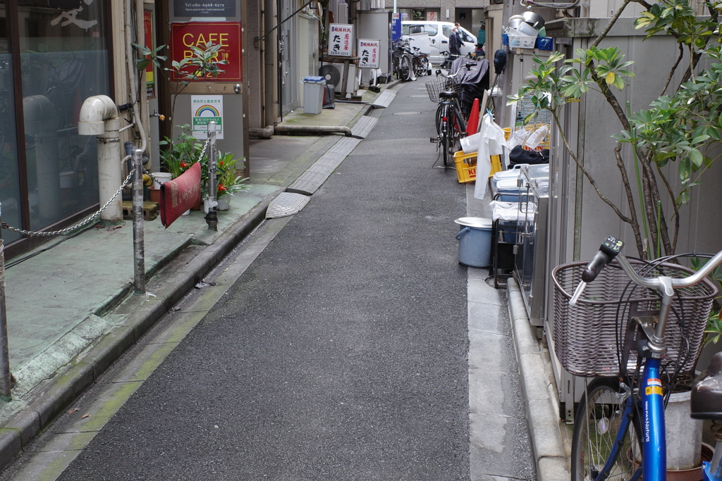 路地　水天宮