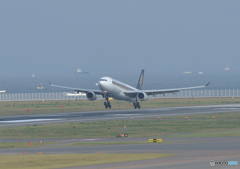 Airplane Soft Landing ②