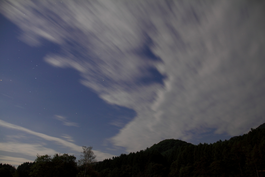 流れ雲。