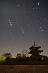 法起寺に降る星