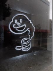 空きテナントのオバケ