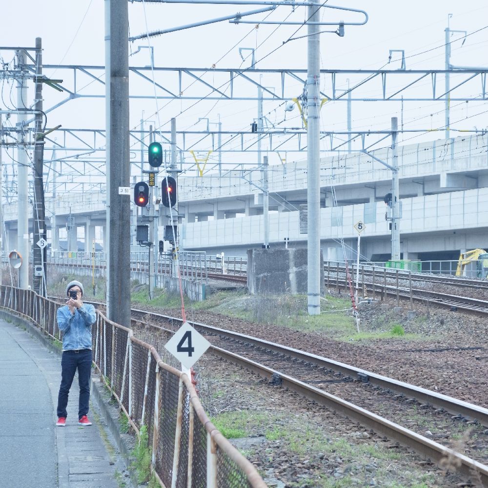 コイツも初めての電車小僧