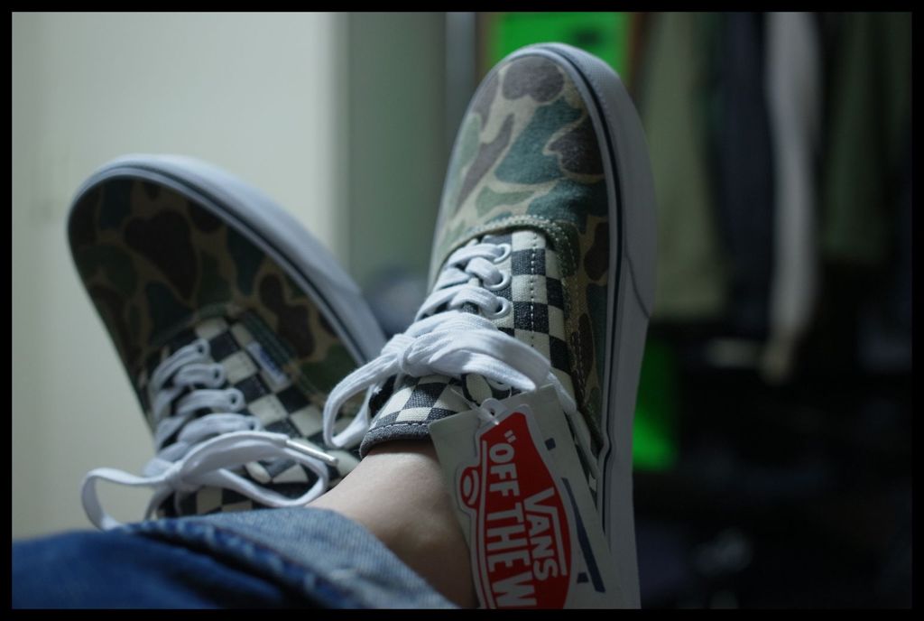 VANS "OFF THE WALL"