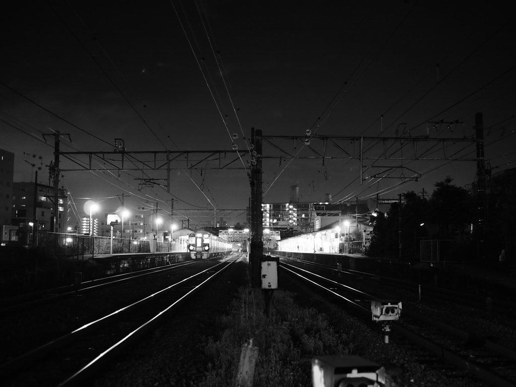 夜の駅