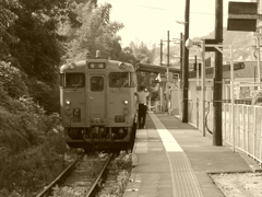 発車オーライ(芸備線　戸坂駅)