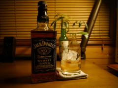 Tennessee　WHISKEY