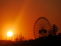 観覧車と夕日