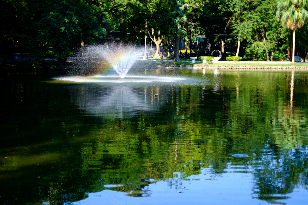 噴水のある公園(I)