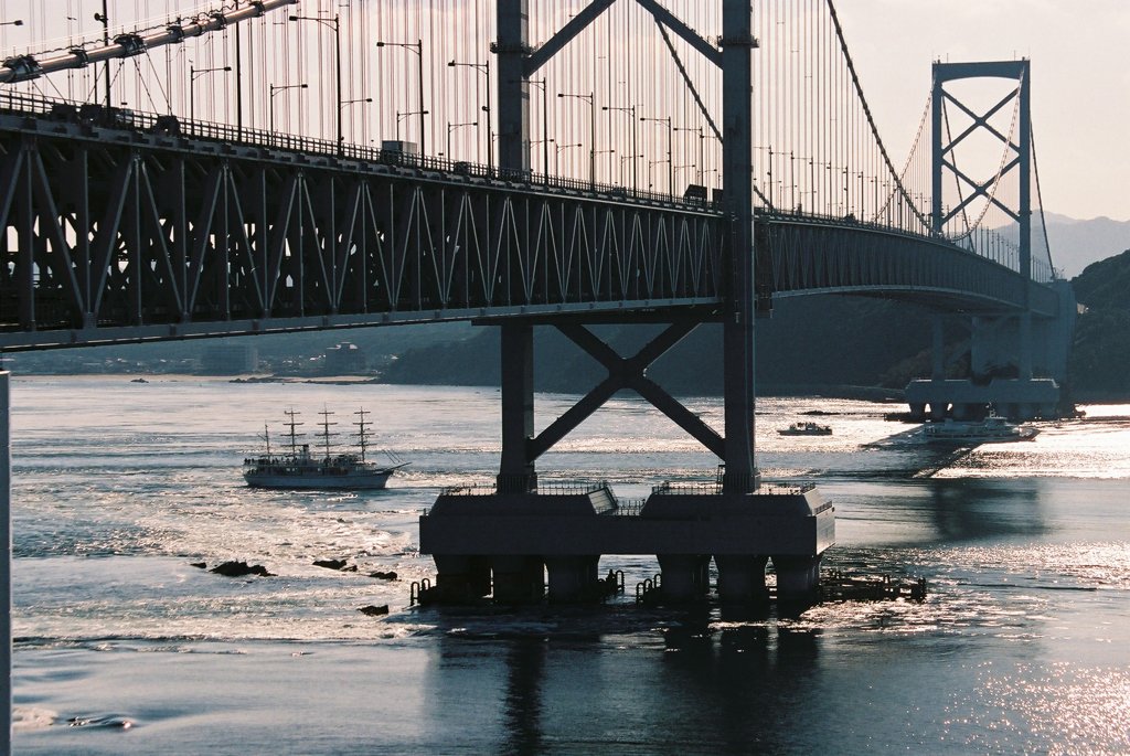 大鳴門橋