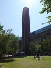 煙突の美術館（Tate Modern）