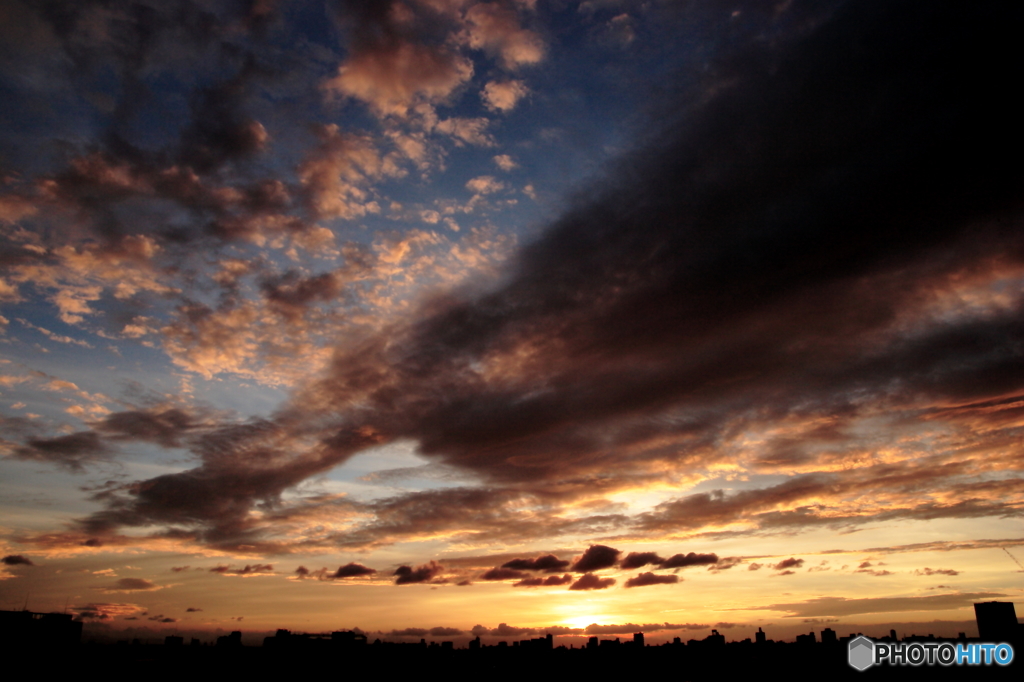 屋上から見た夕陽