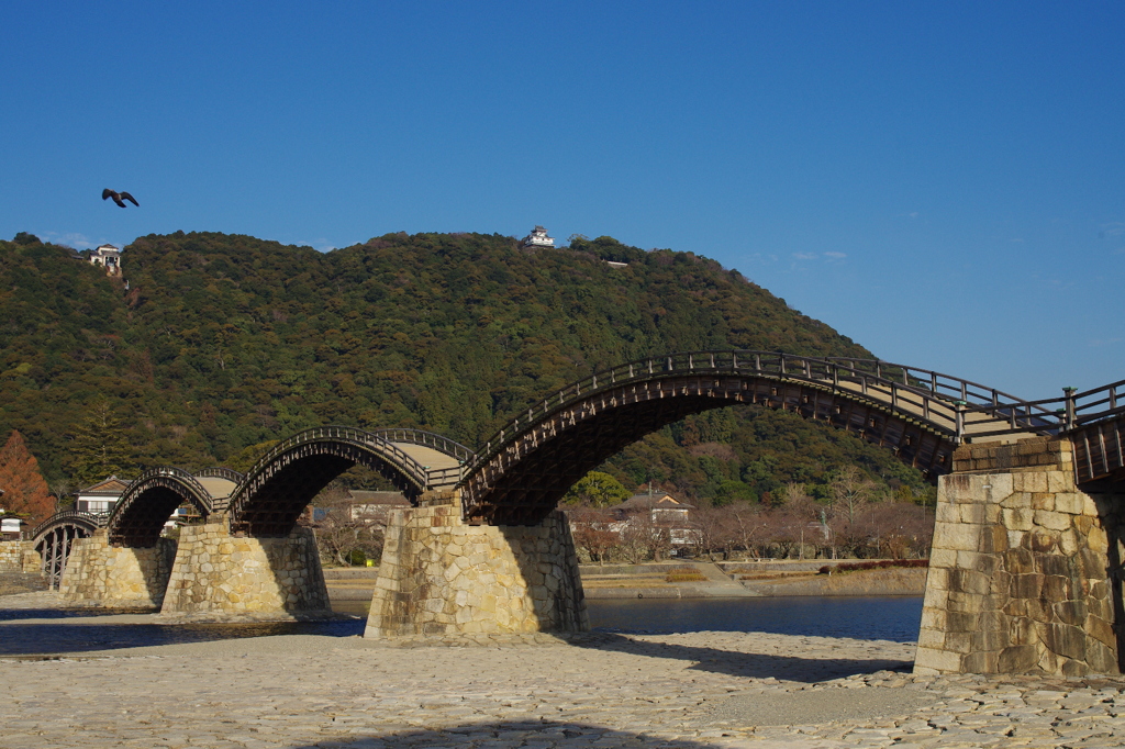 朝の錦帯橋