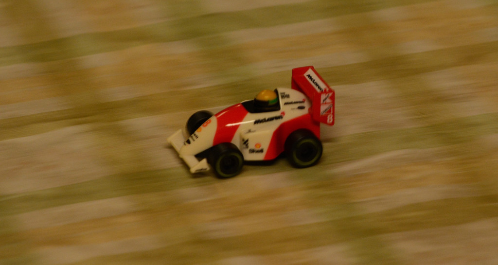 MP4/8