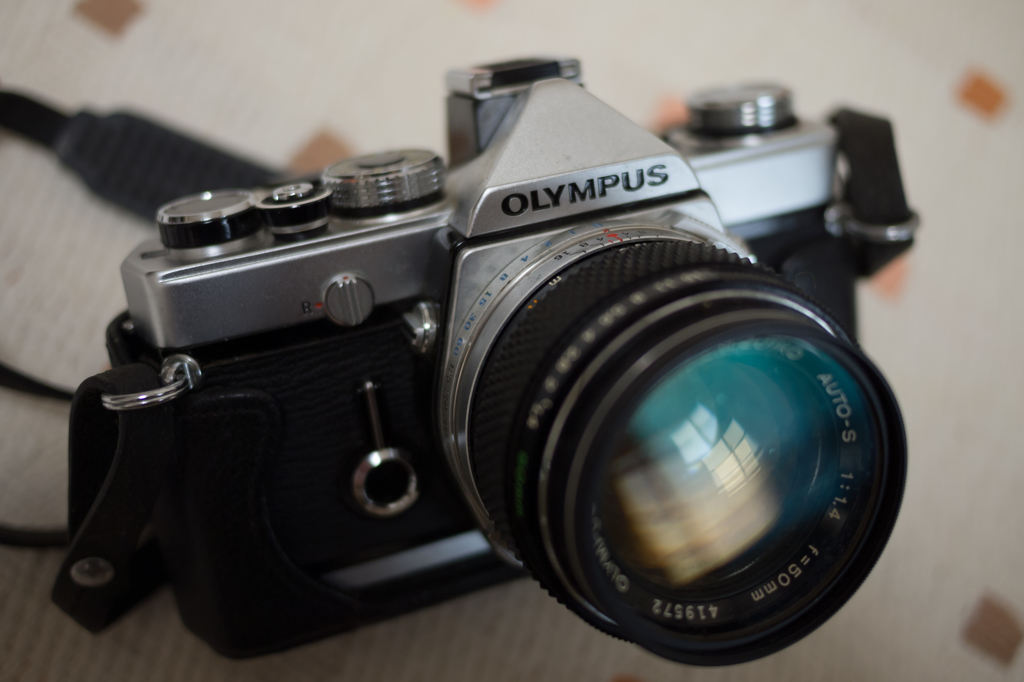 OM-1