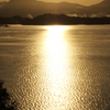 檜原湖の朝陽