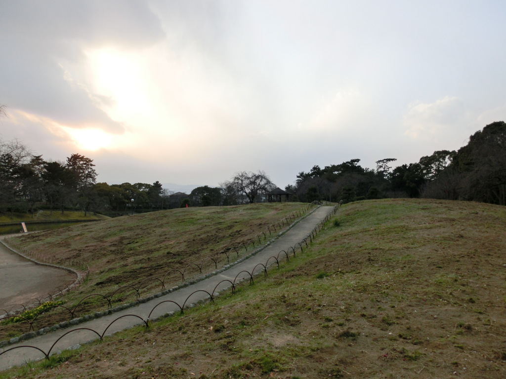 緑ヶ丘公園梅林跡