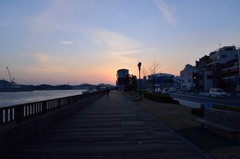 尾道駅前　綺麗な散歩道