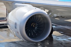 飛行機のエンジン
