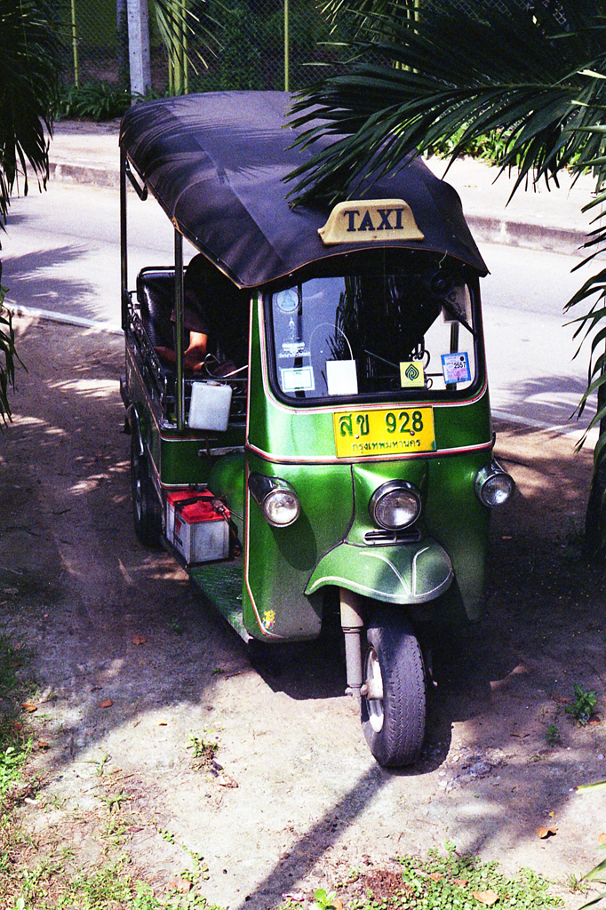 Tuku tuku 01