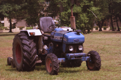 A Farm Tractor 07