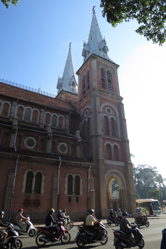 Ho Chi Minh Church 01