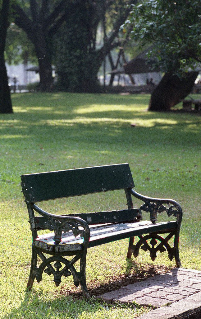 Bench 03
