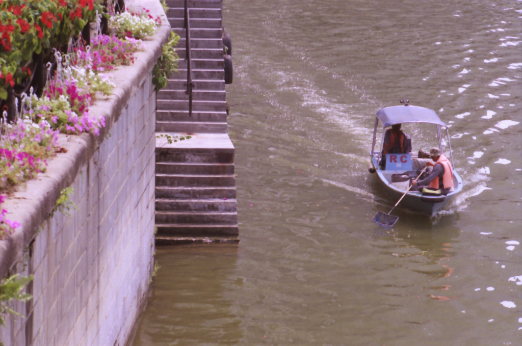 River Cleaning 01