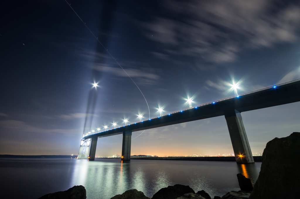 Moon and light ray