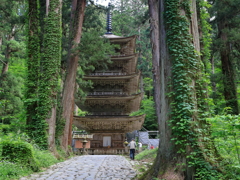 羽黒山五重塔