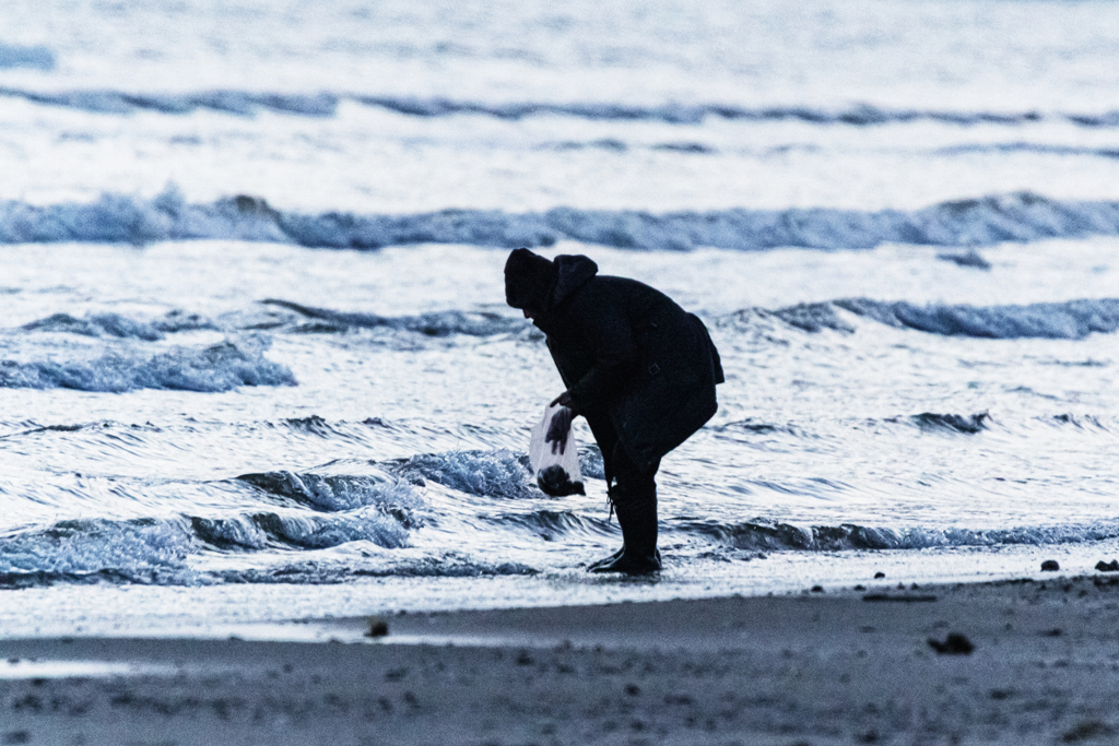 海辺の人