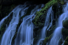 元滝伏流水