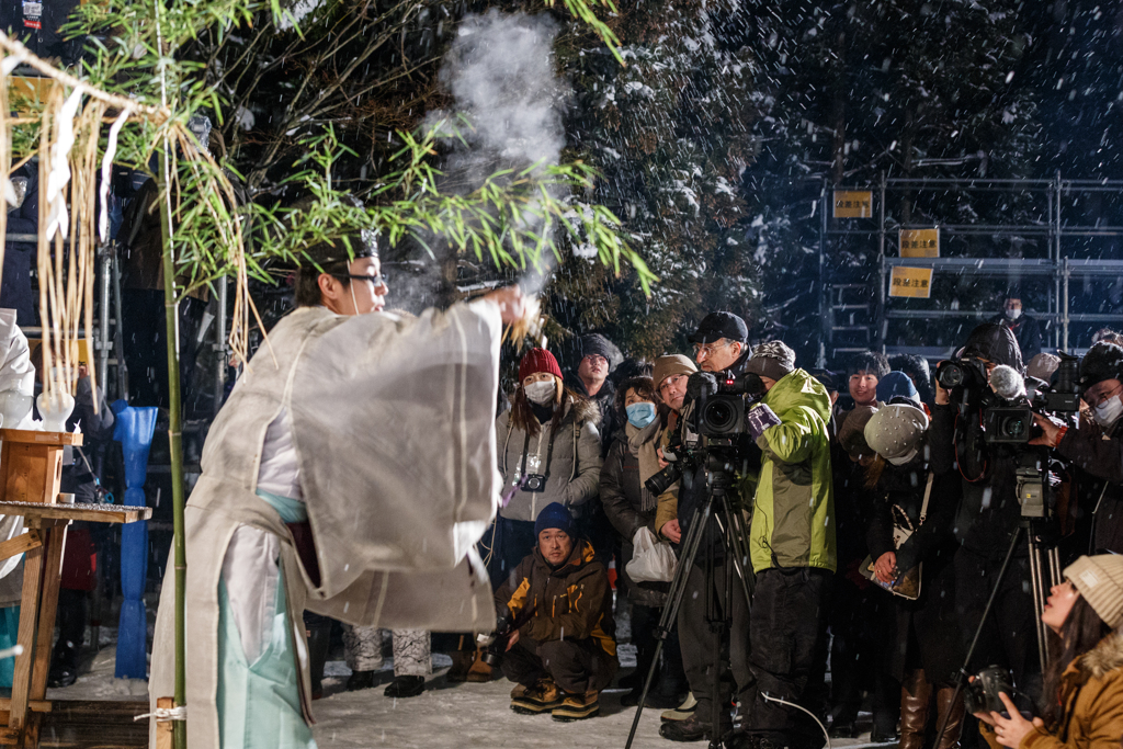 出羽風土記　鎮釜祭　３