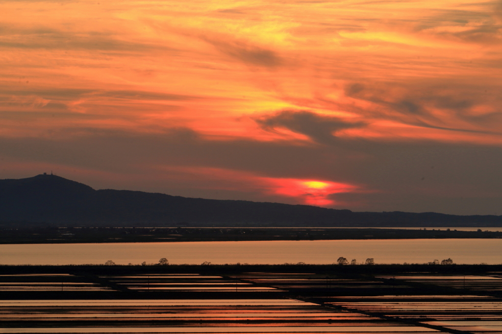 南秋平野の夕焼け