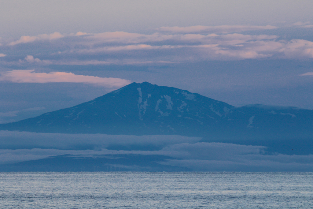 七月の鵜ノ崎　青鳥海