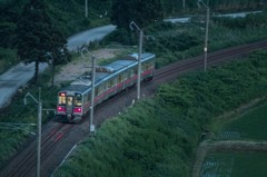 夕暮れ列車