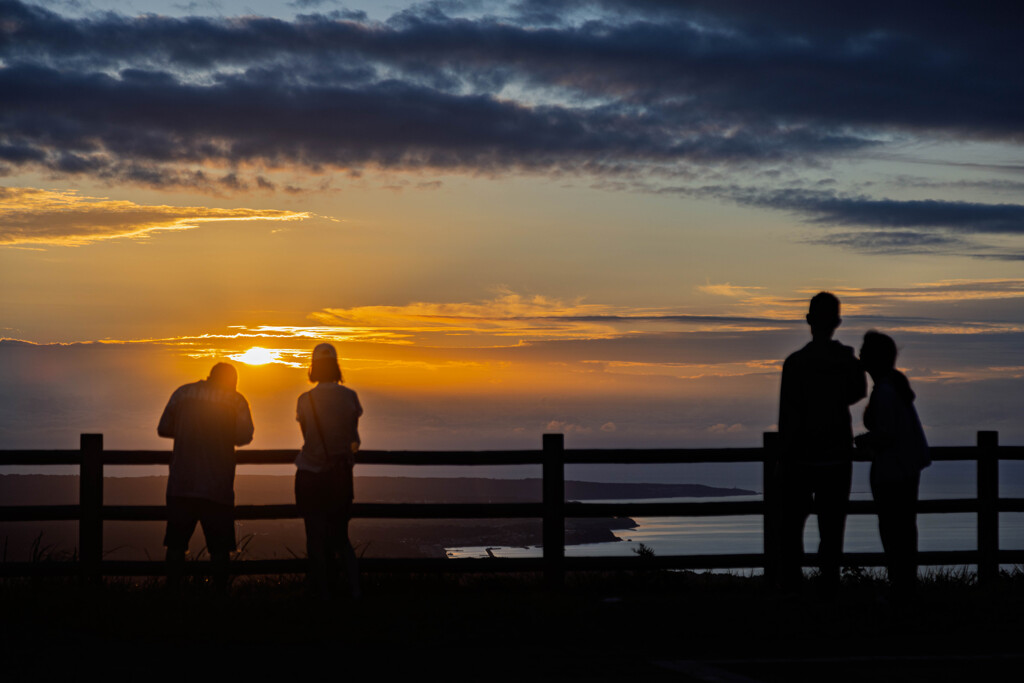 それぞれの夕景