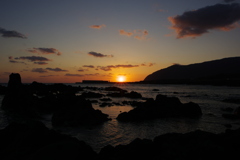 火山島の朝陽